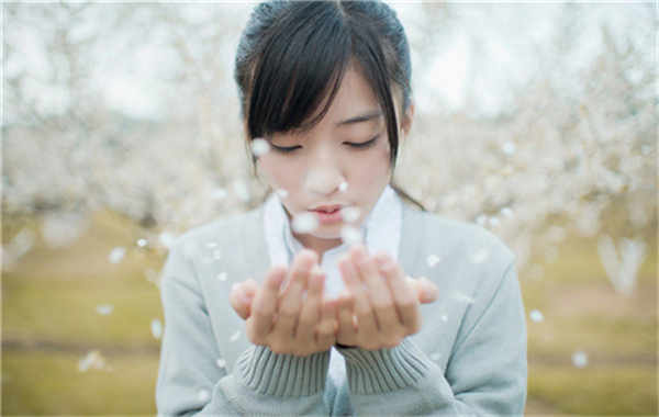 峨蔓镇怀孕后验血多久可以知道男女(怀孕后多久可以验血检查出来)